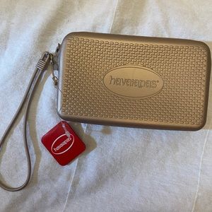Havaianas Rose Gold Mini Bag NWT
